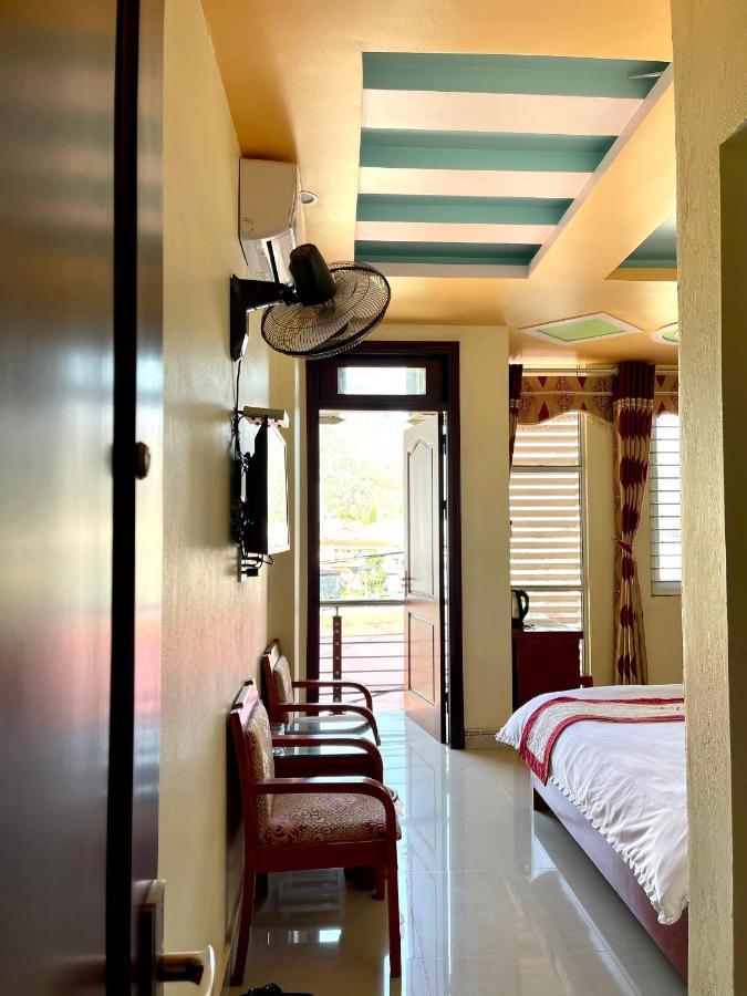Huy Hoang Hotel Dong Van  Dış mekan fotoğraf