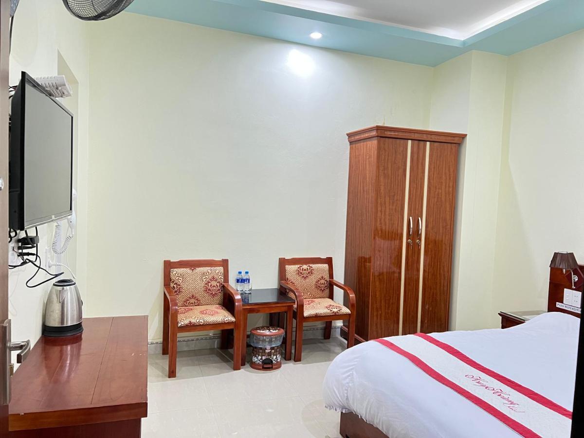 Huy Hoang Hotel Dong Van  Dış mekan fotoğraf