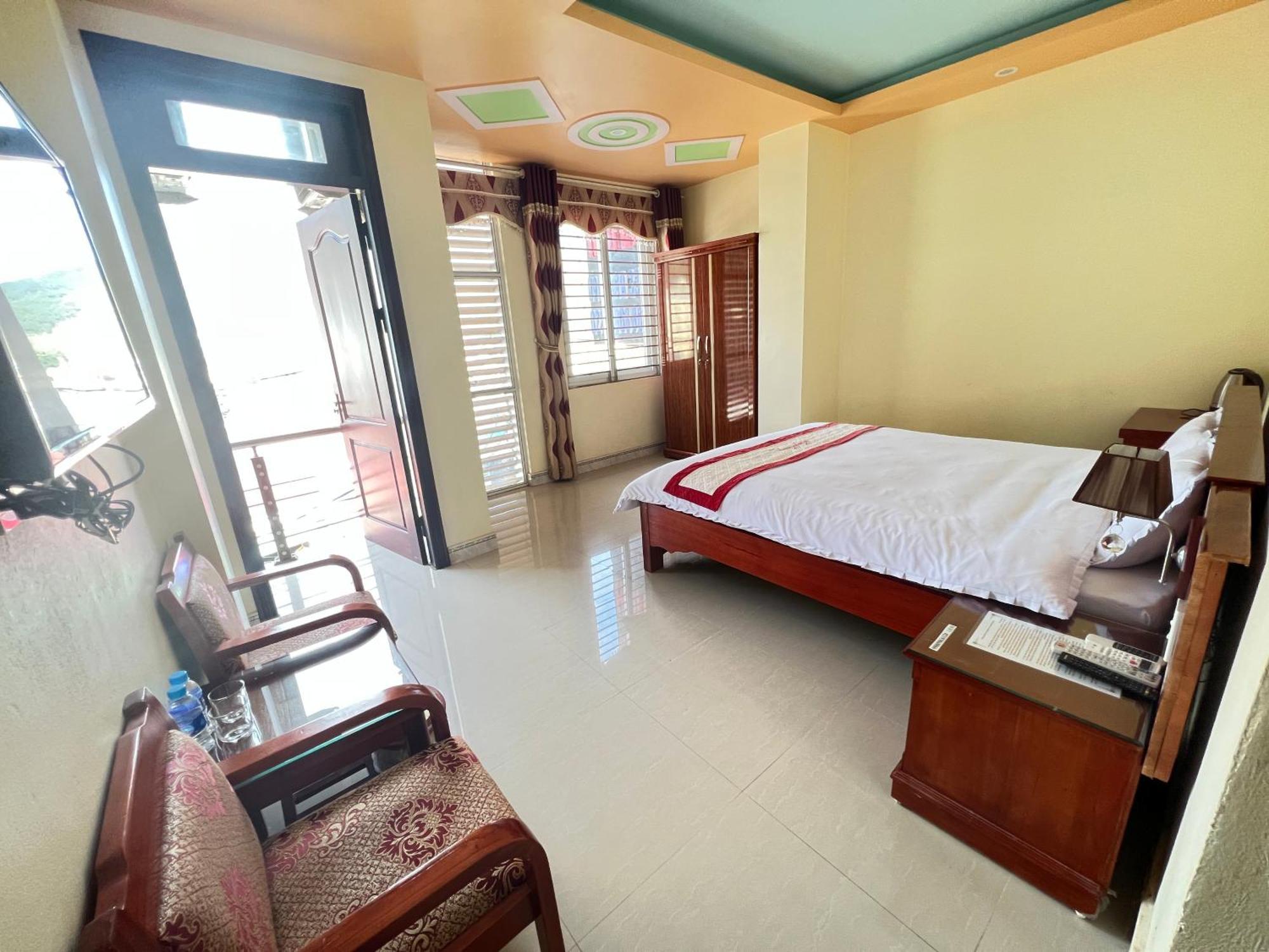 Huy Hoang Hotel Dong Van  Dış mekan fotoğraf